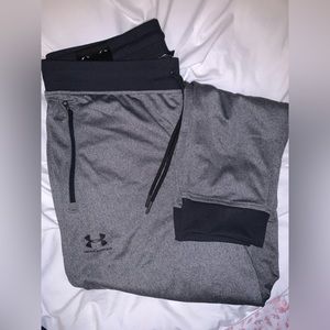 Never worn men’s joggers